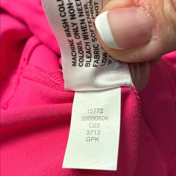 Duluth Trading Co Hot Pink Women's Classic capris Sz L - Picture 8 of 8